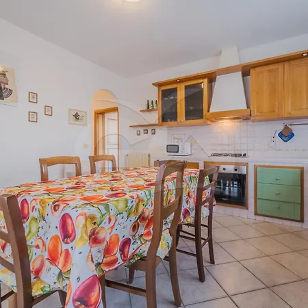 Trilocale Mediterraneo - Goelba