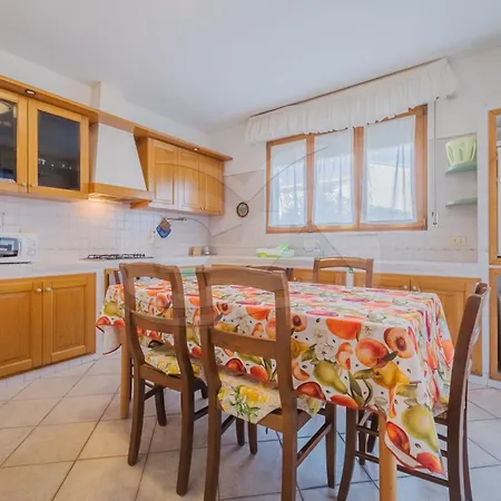 Trilocale Mediterraneo - Goelba Apartman *