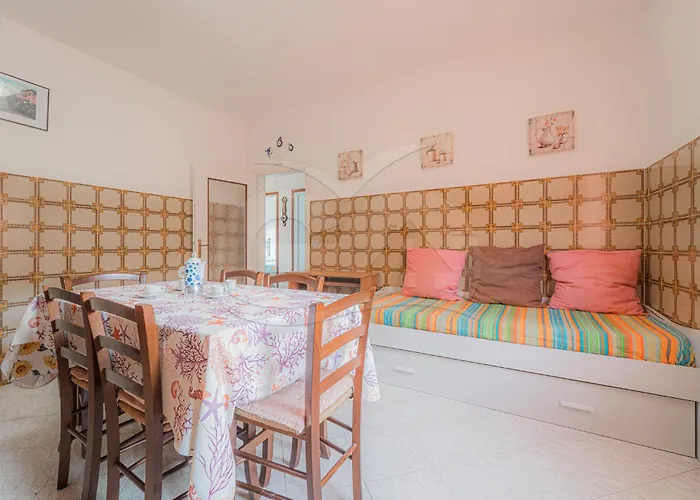 Trilocale Mediterraneo - Goelba Марина-ди-Кампо