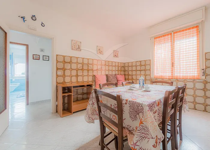 Trilocale Mediterraneo - Goelba Апартаменты *