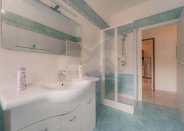 Trilocale Mediterraneo - Goelba Lägenhet