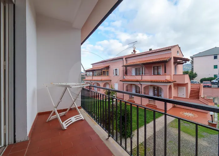 Апартаменты Trilocale Mediterraneo - Goelba